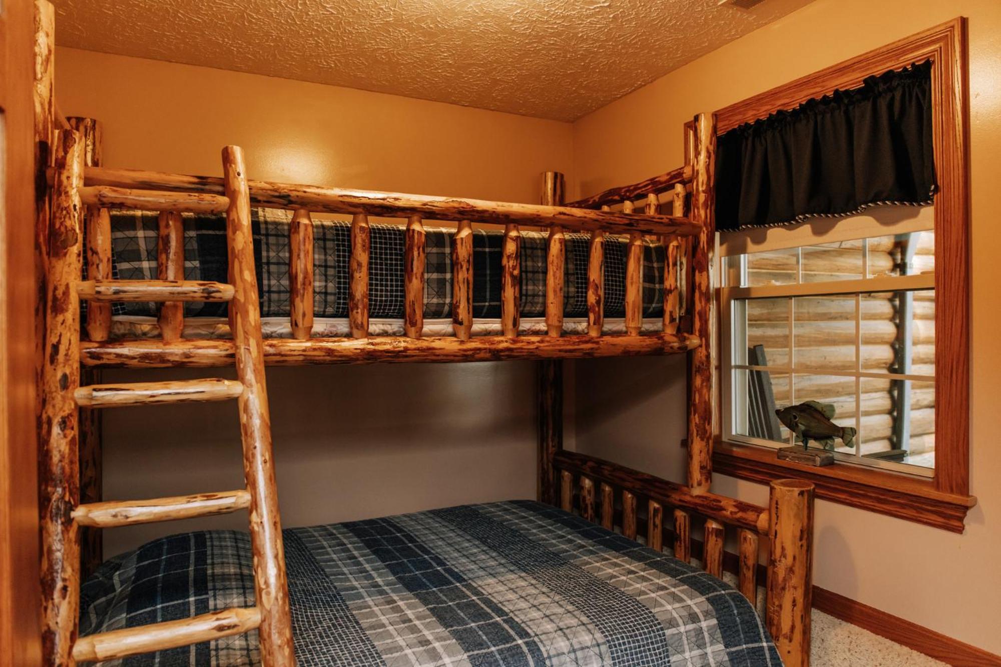 Sojourner'S Lodge & Log Cabin Suites Dundee Dış mekan fotoğraf